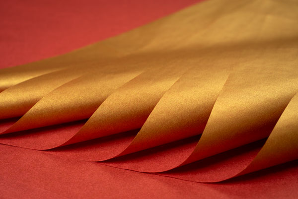 papier de soie cadeaux bicolore rouge e or cuivré